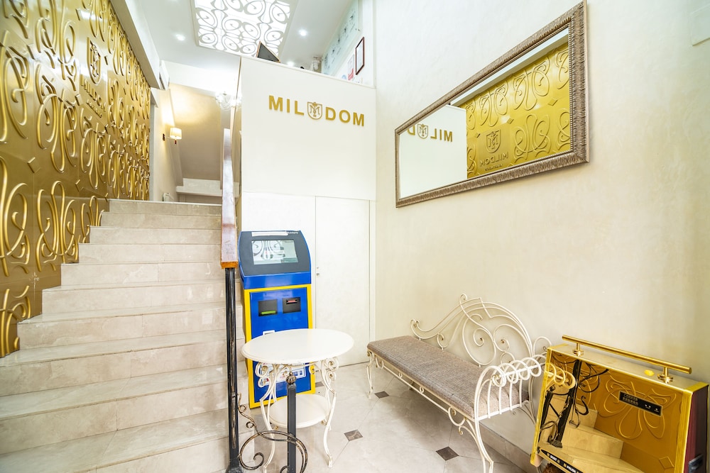 Mildom Hotel 6/36