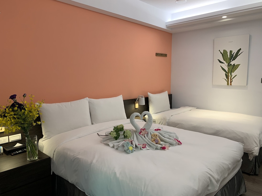 Greenight Hotel 22/72
