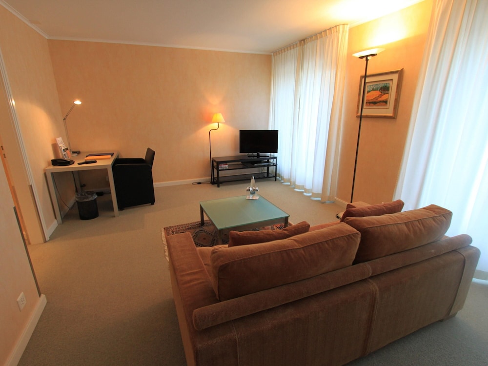 Mercure Lenzburg Krone 39/74