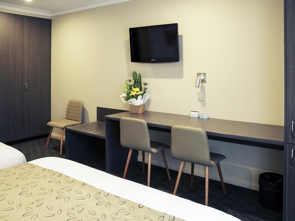 Mercure Orange 56/65