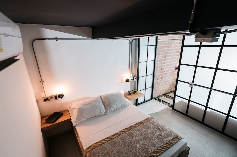 1 BEDROOM, DELUXE, APARTMENT, HOT TUB