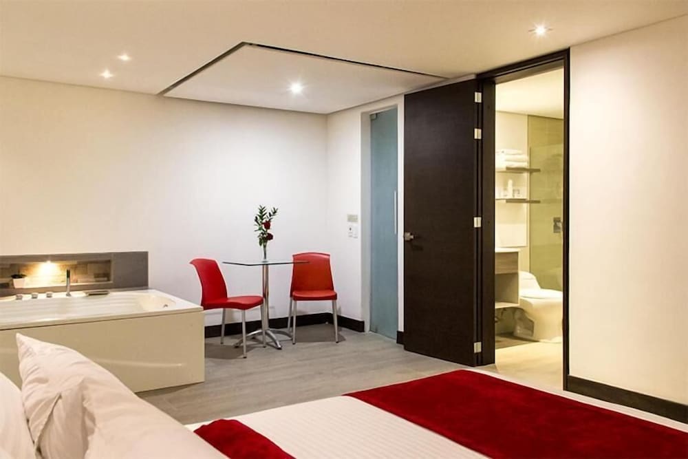 Hotel Loyds 38/64