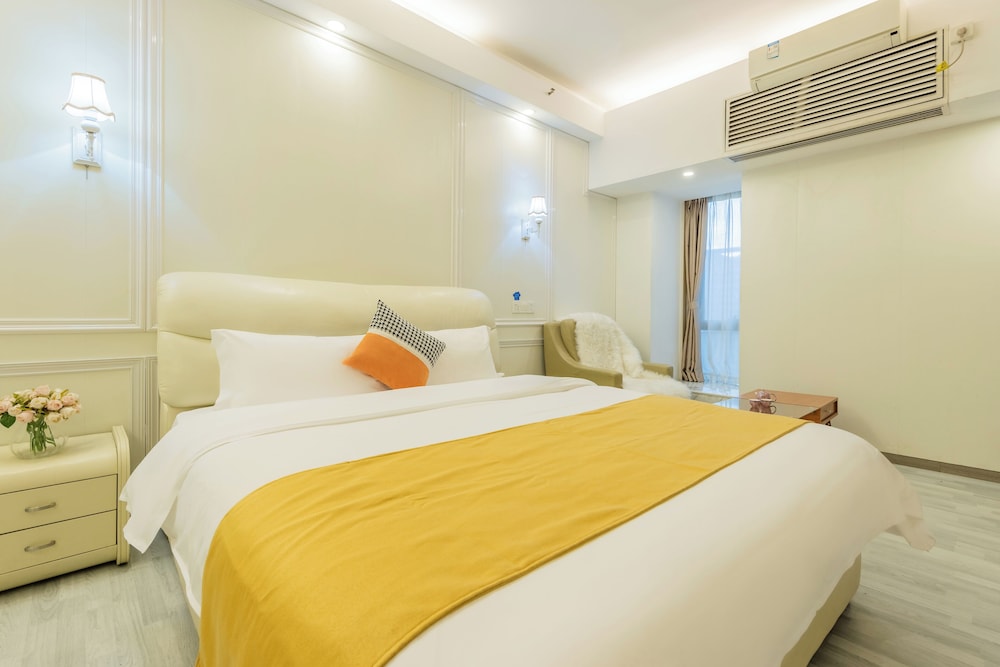 Private-Enjoyed Home ApartHotel - R&amp;F Stanley Apartment 11/50