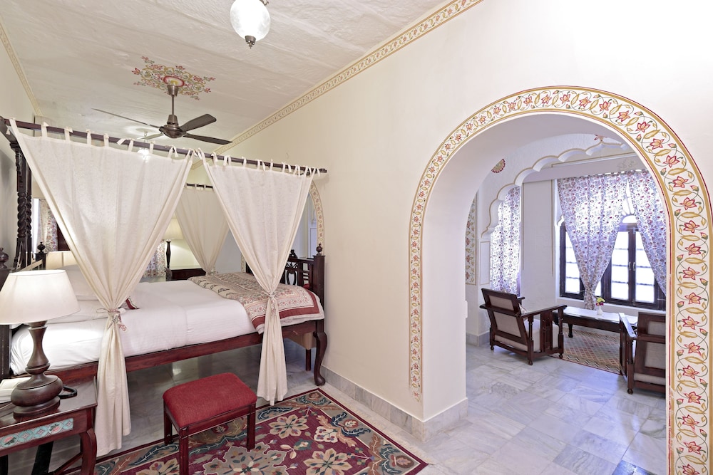 ROHET GARH 54/54