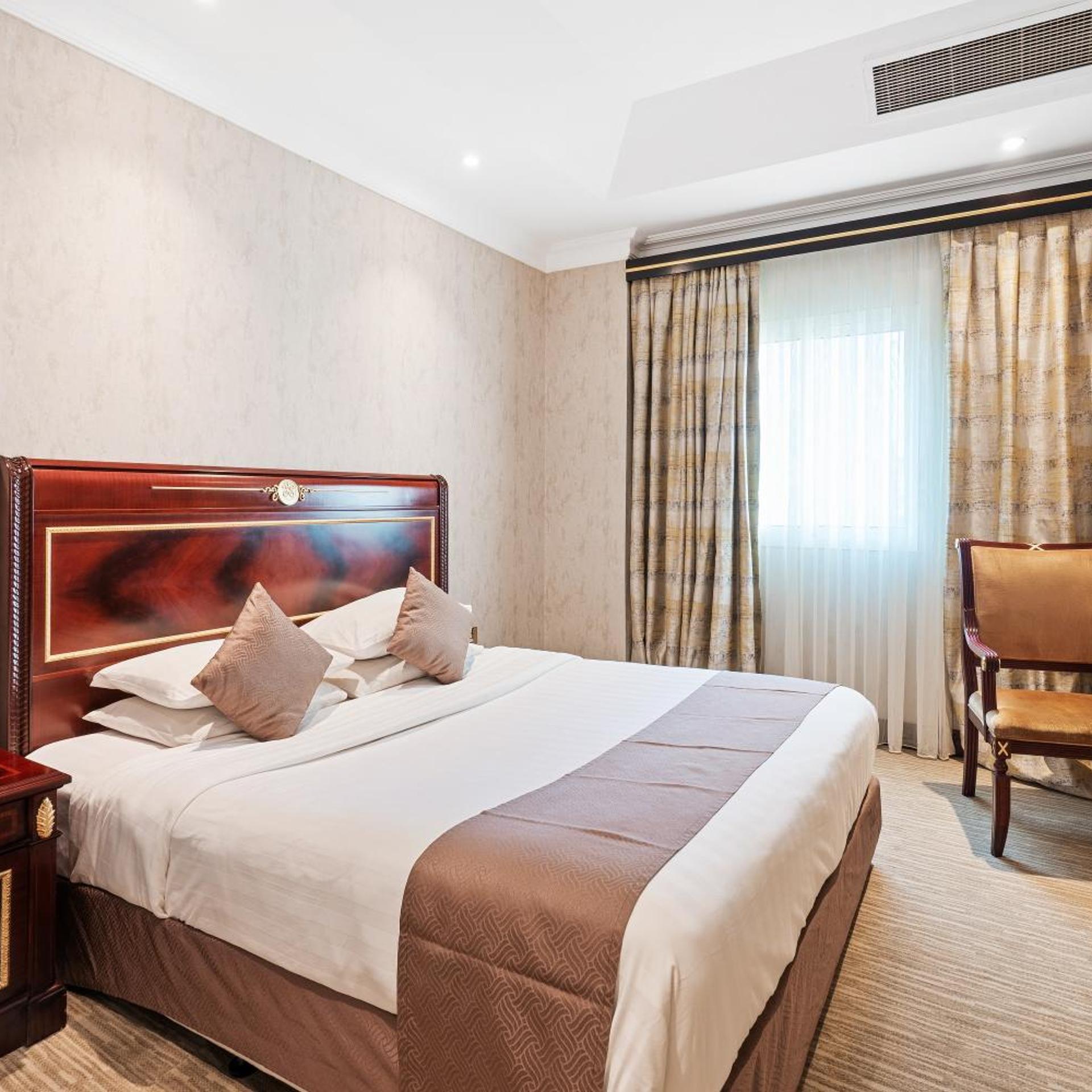 Chairmen Hotel 14/50