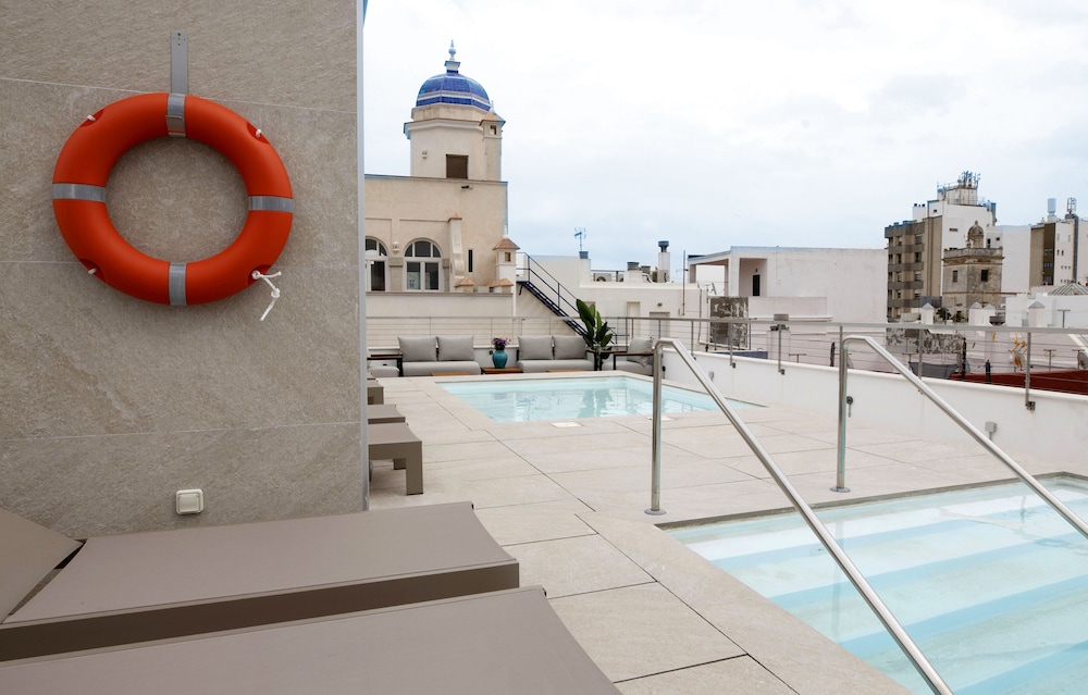 GoodNight Cadiz Apartments 21/50