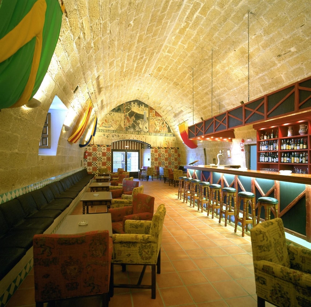 Parador De Alcaniz 24/50