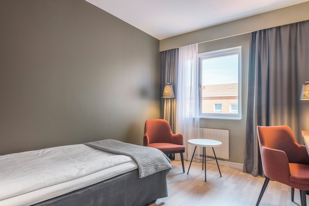 Room at Profilhotels Grand Kristianstad, KRISTIANSTAD