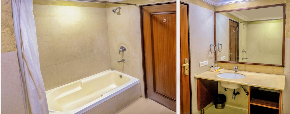 AMARGARH RESORT 66/66