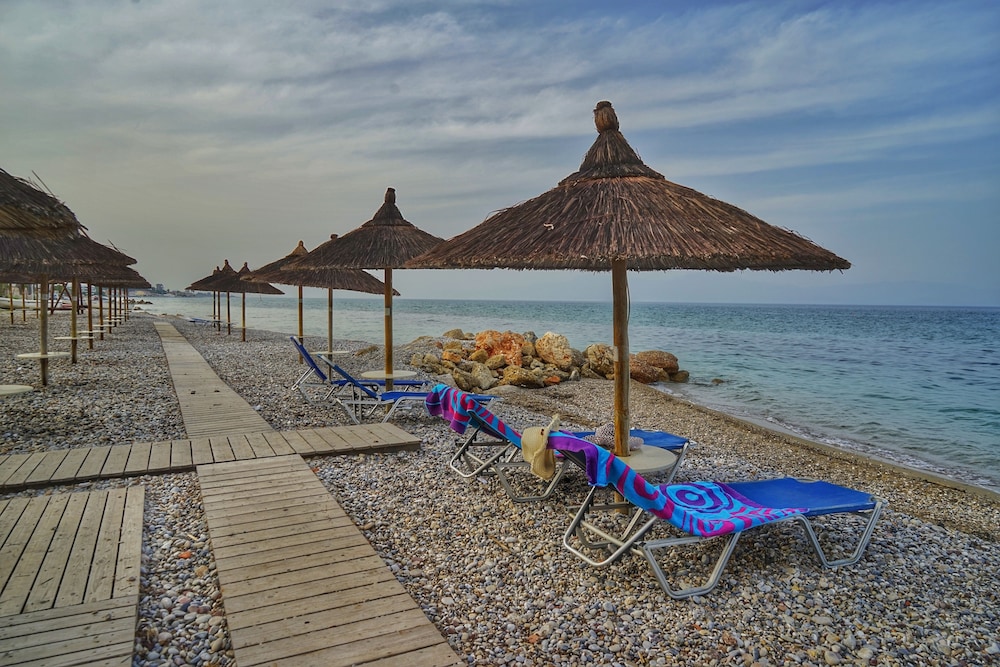 Kokkoni Beach Hotel 34/42