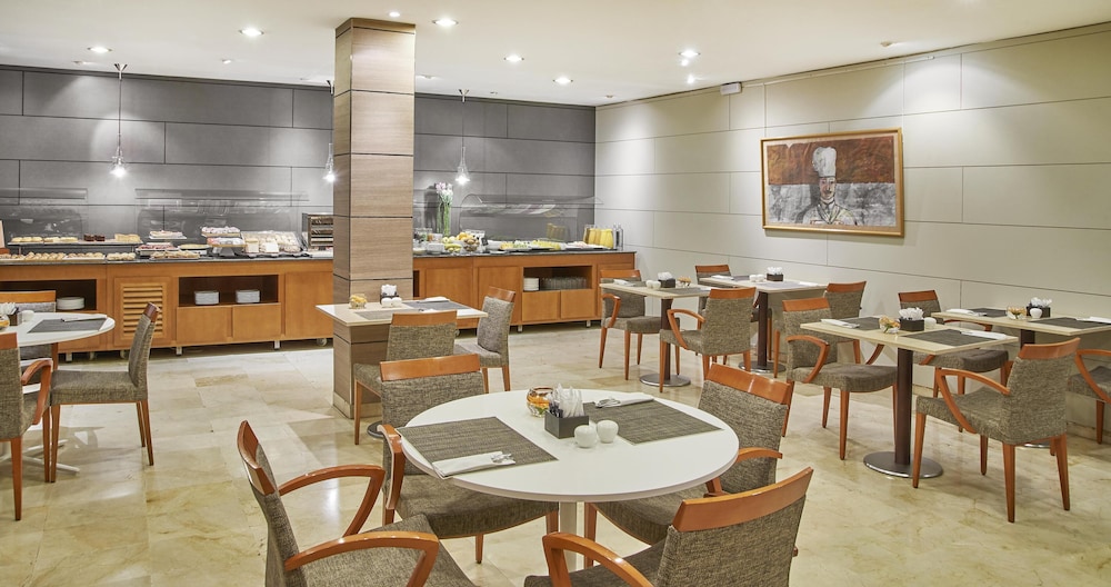 iStay by NH Zaragoza Sport Hotel 35/47