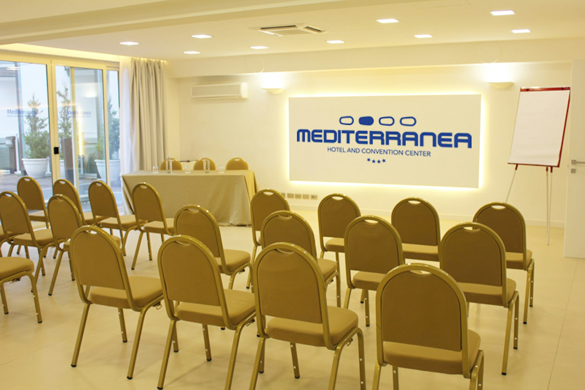 Mediterranea Hotel And Convention Center 17/28