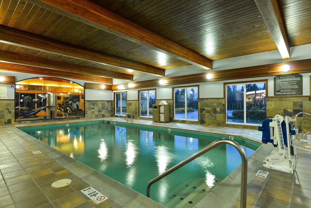 swimming pool spa