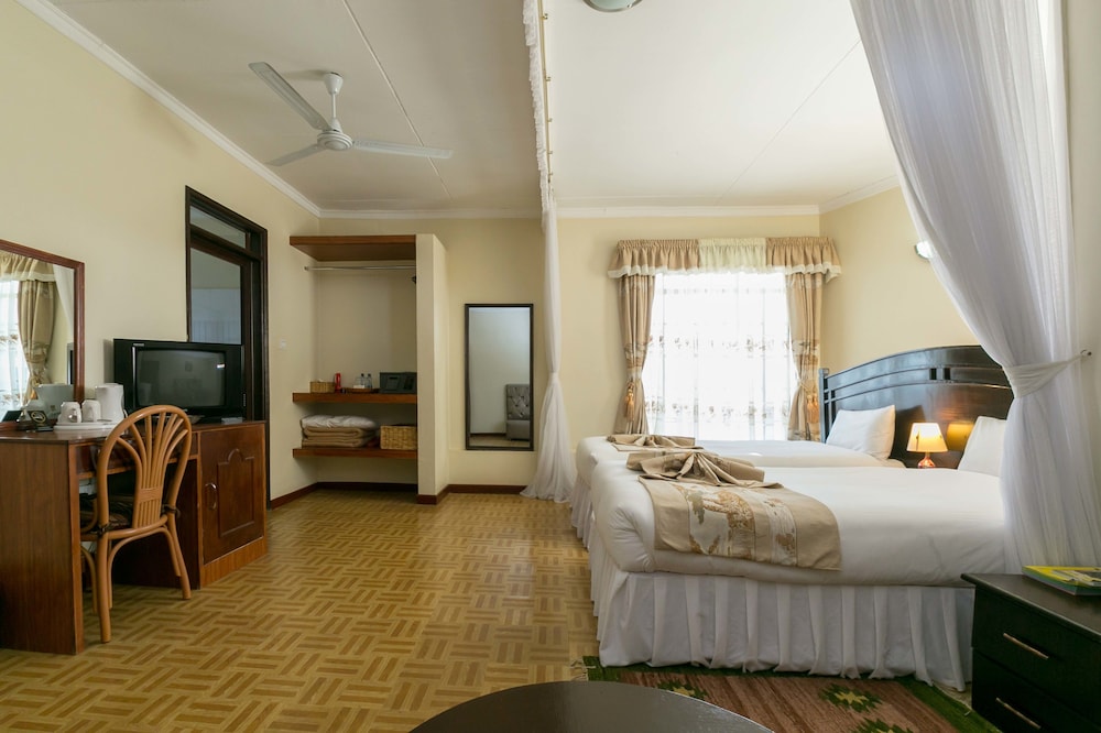 Fahari Gardens Hotel 17/50