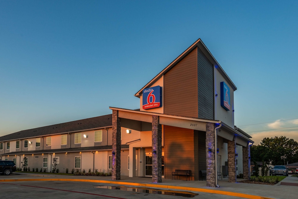 Studio6 Lake Charles, LA in LAKE CHARLES - LA