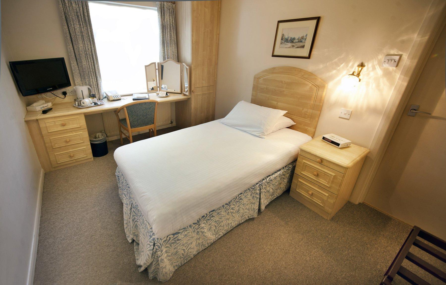 Budget, Double Bed