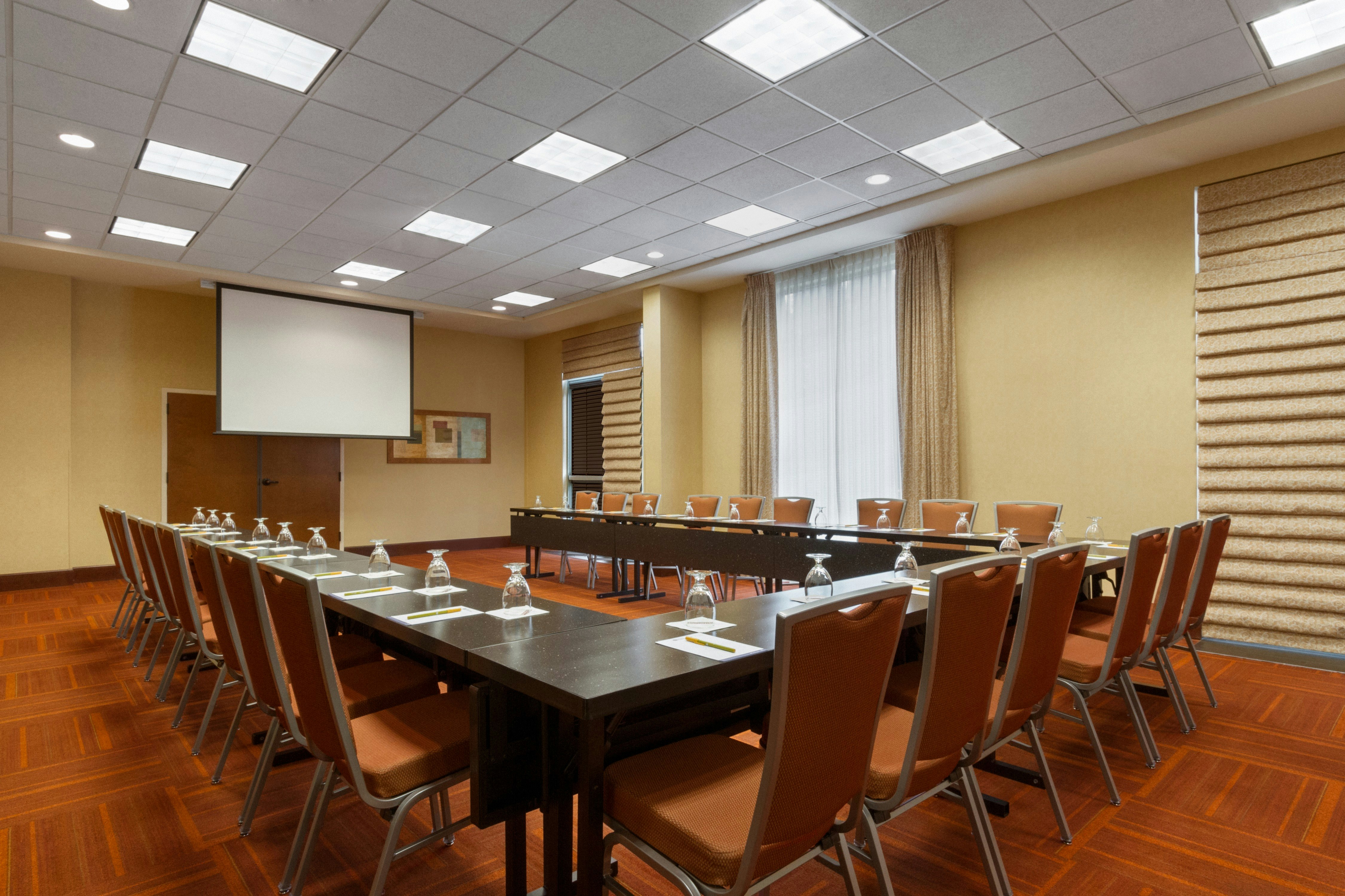 Hilton Garden Inn Atlanta Marietta 20/22