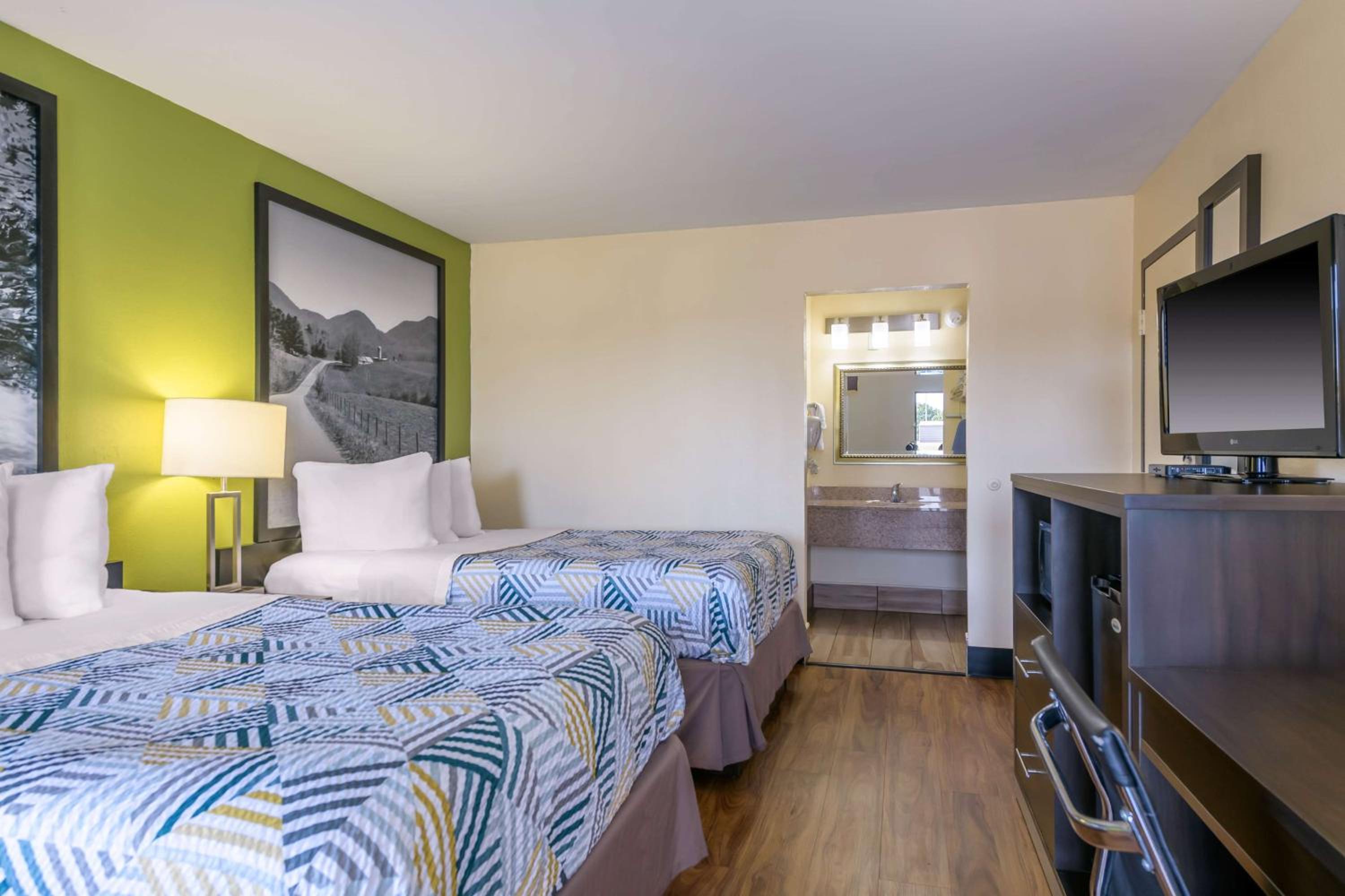 Room at Motel6 Forsyth, GA – Tift College, FORSYTH - GA