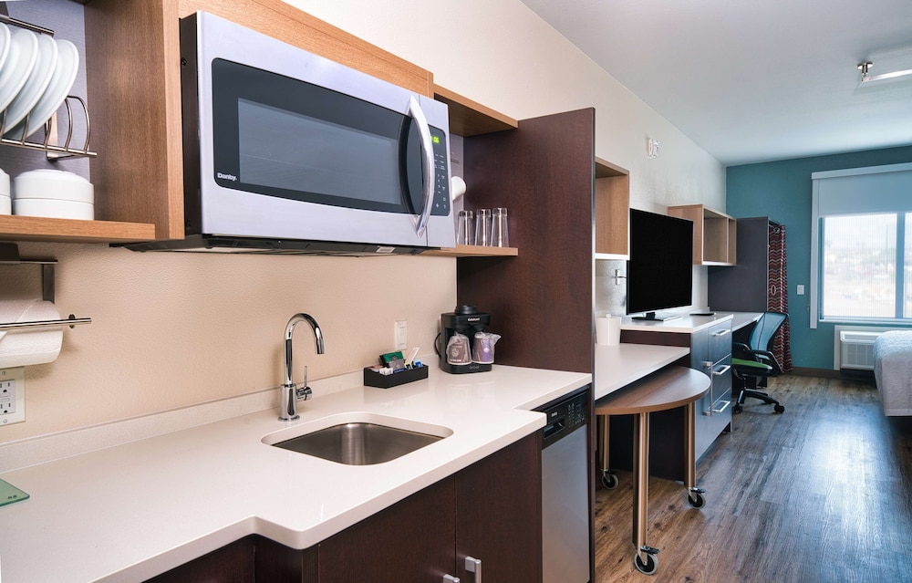 استوديو بسرير كينج بإطلالة على البحيرة، Home2 Suites by Hilton Lake Havasu City 3/3