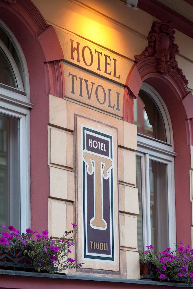 Hotel Tivoli 2/36