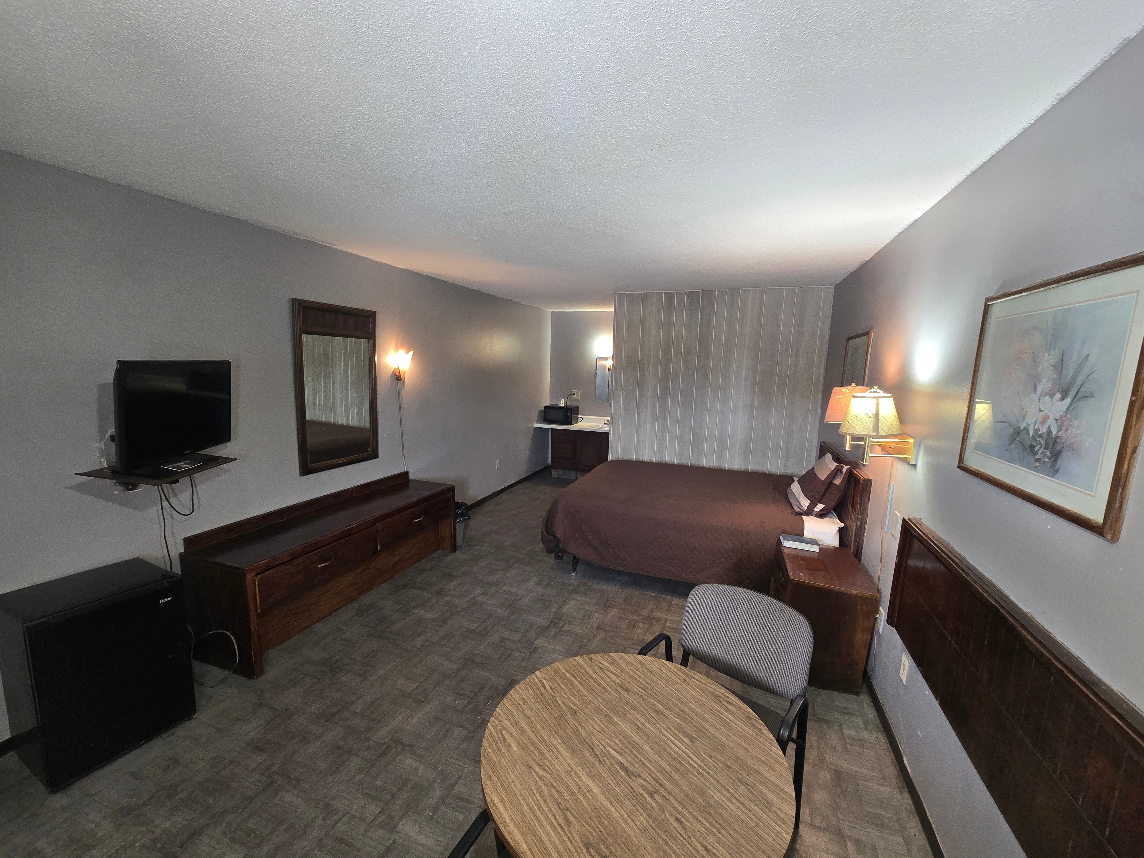OYO Sandman Inn 43/58