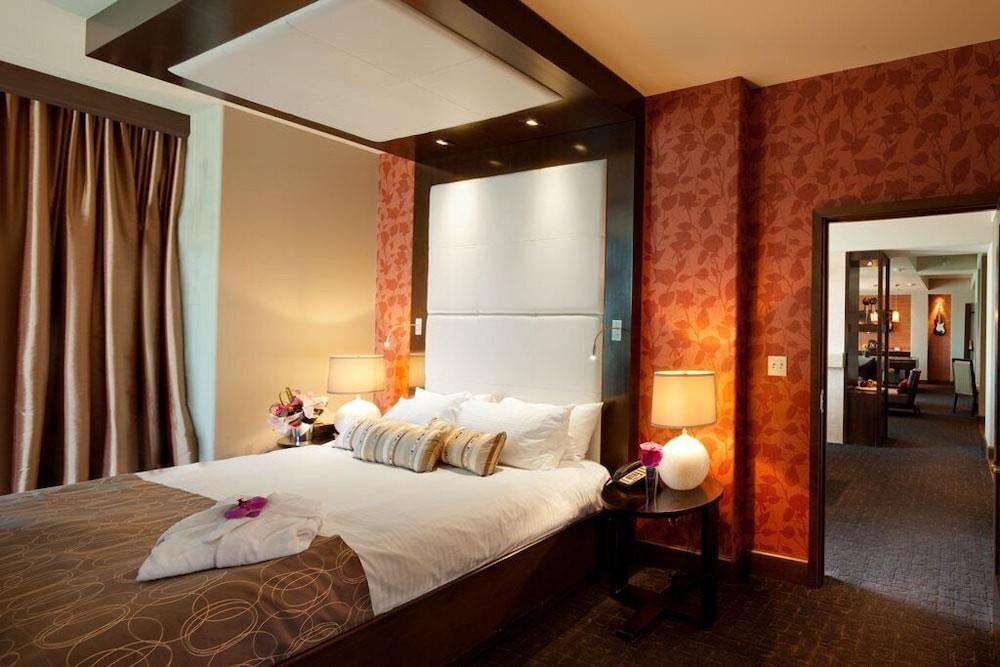 Isleta Resort And Casino 24/69