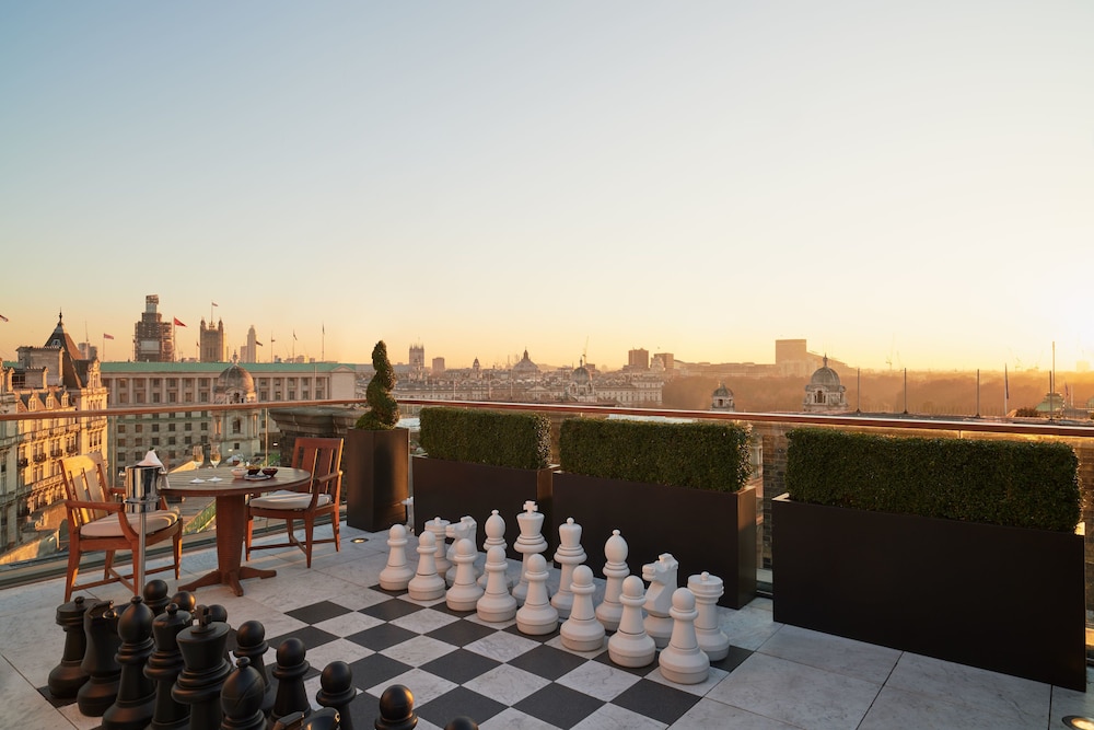 Corinthia Hotel London 75/81