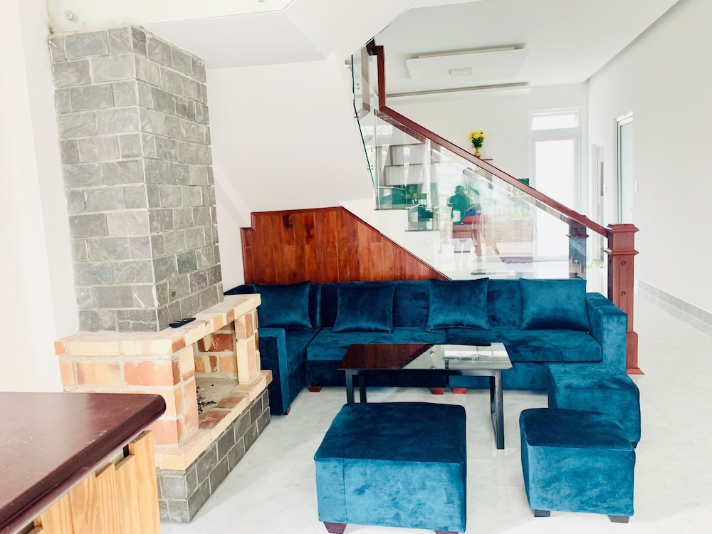 Zodiac House 33/50