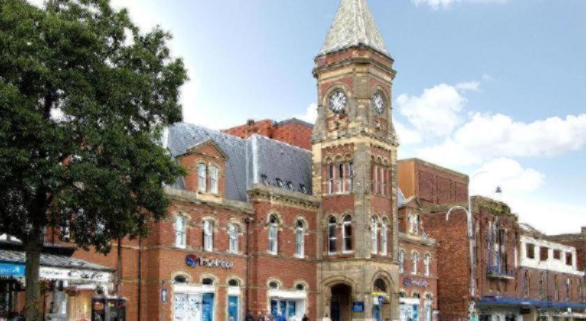 Travelodge Southport 2/17