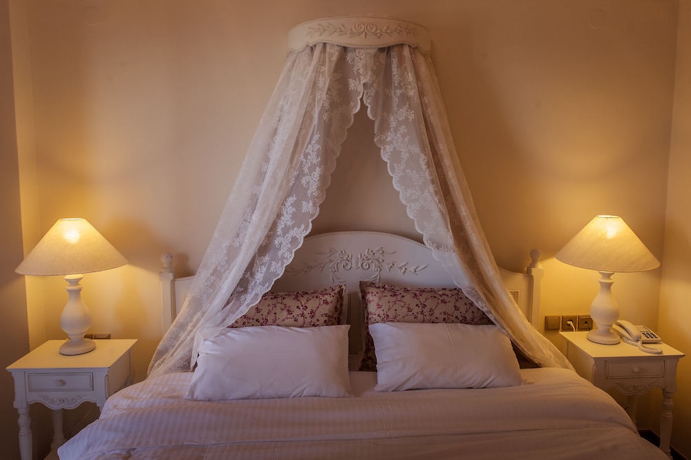 Manthos Hotel Resort and Spa 20/50