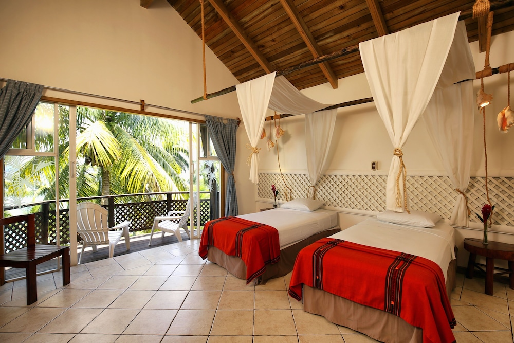 HOTEL VILLA CARIBE 33/65