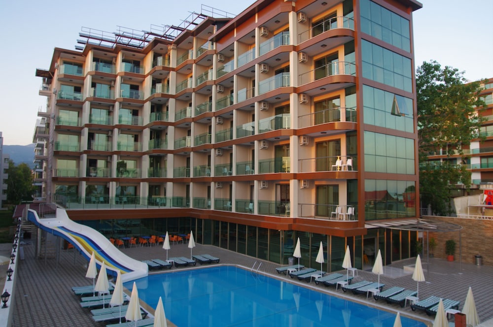 Grand Barhan Hotel 9/50