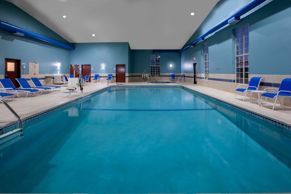 swimming pool spa