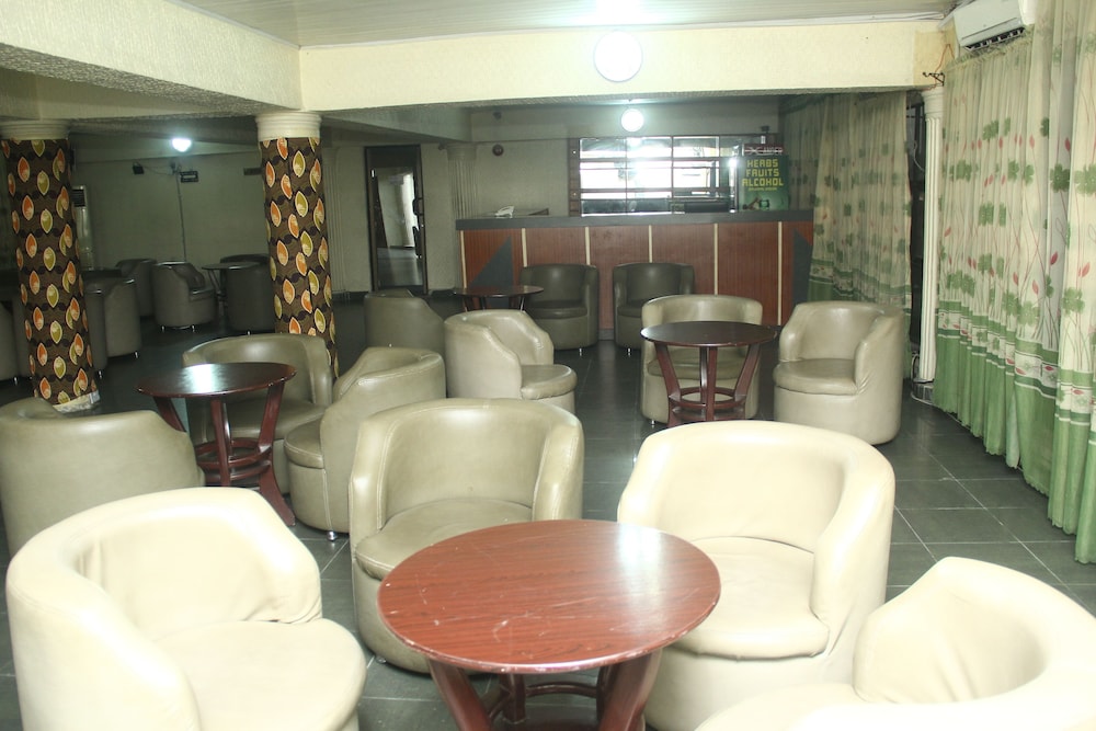 Eemjm Hotels And Suites Limited 38/42