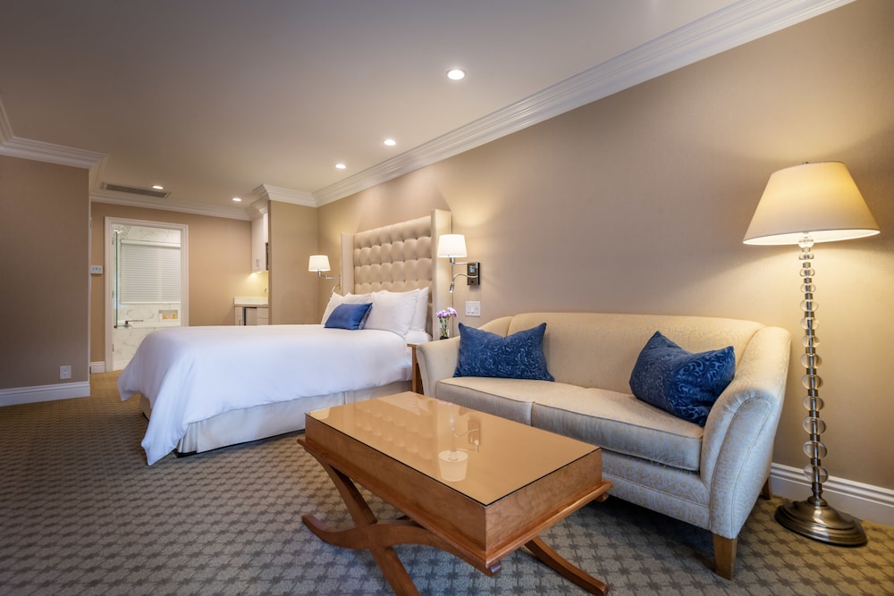 Beverly Hills Plaza Hotel & Spa 39/63