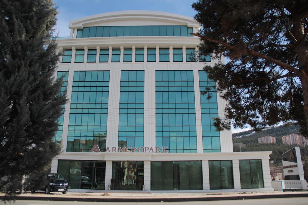 Armoni Park Otel 1/30