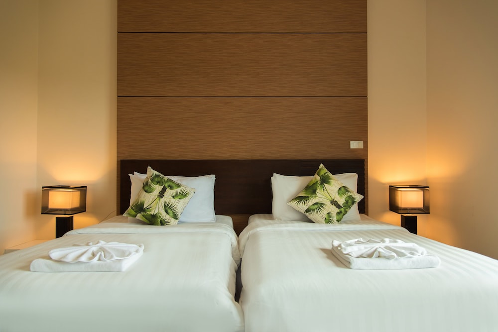 Phuket Jula Place 25/64