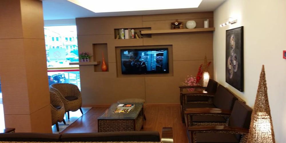 Smart Hotel 33/44