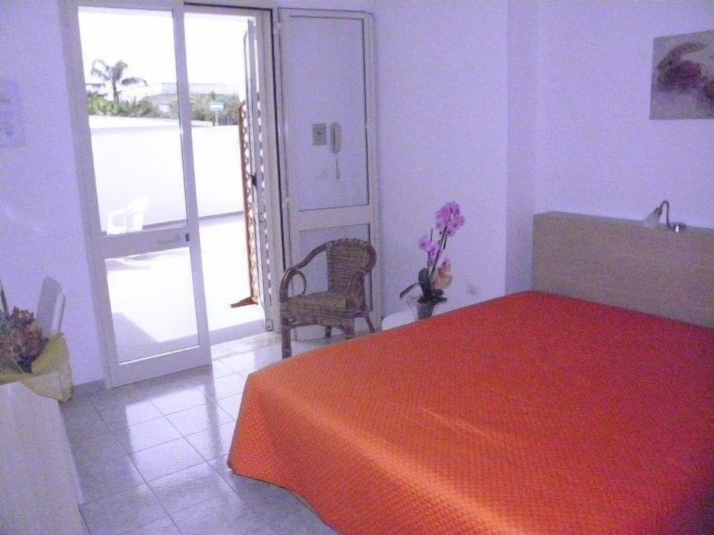 Blue Sky Hotel 14/48