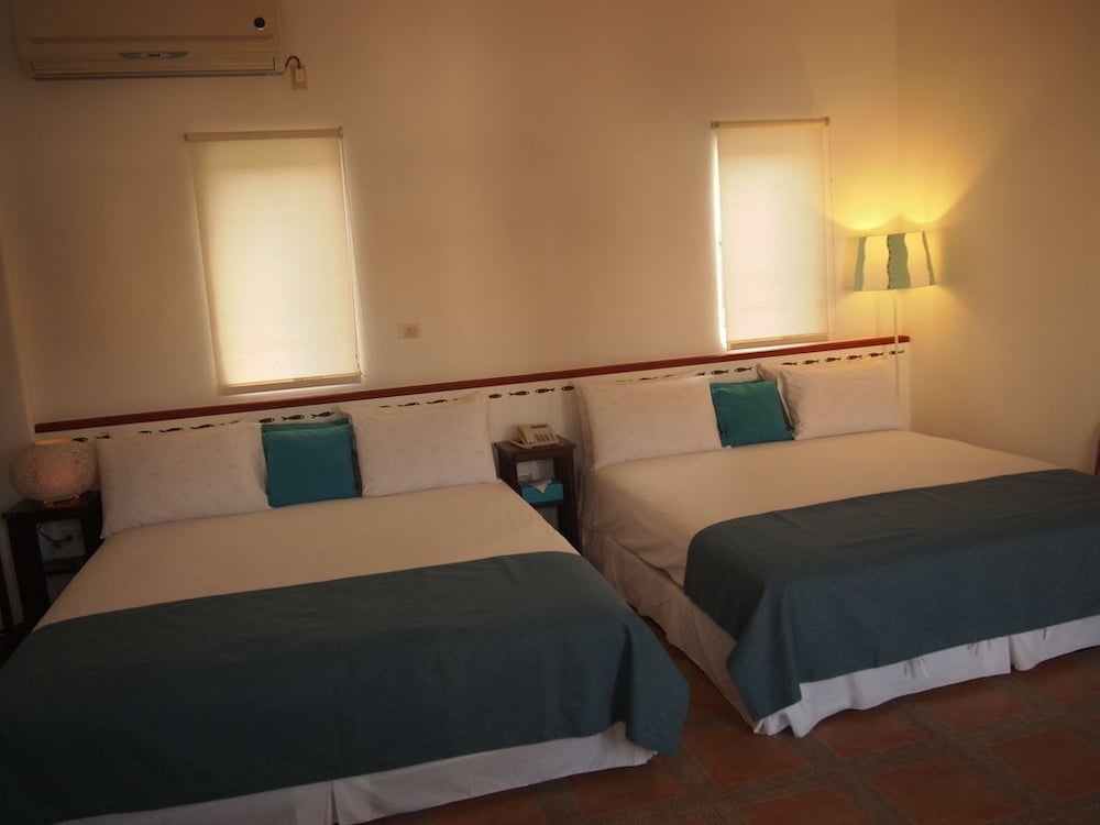Greek frontier villa 21/49
