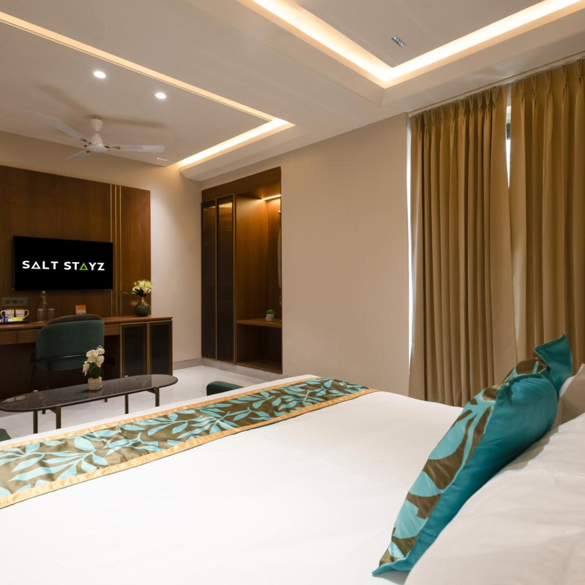 Saltstayz Premier Naraina Vihar 54/60