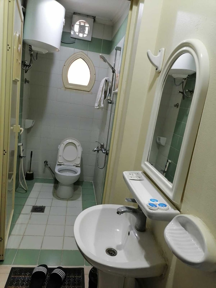 Al Eairy Furnished Apartments Dammam 3 40/40