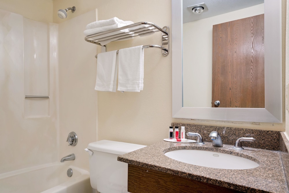 Twin Cities Inn, Mounds View 6/30