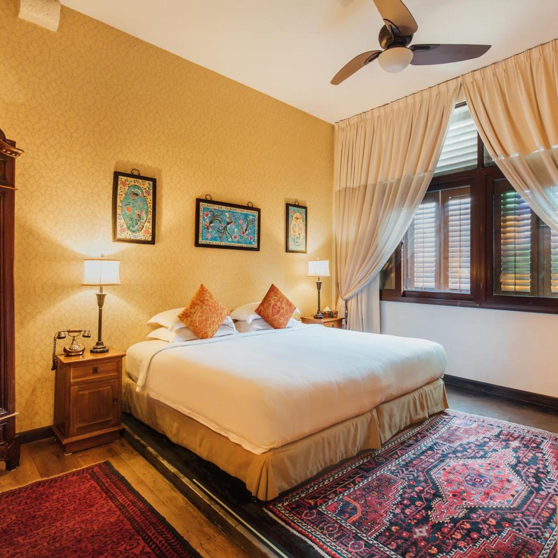 Deluxe, Double Bed