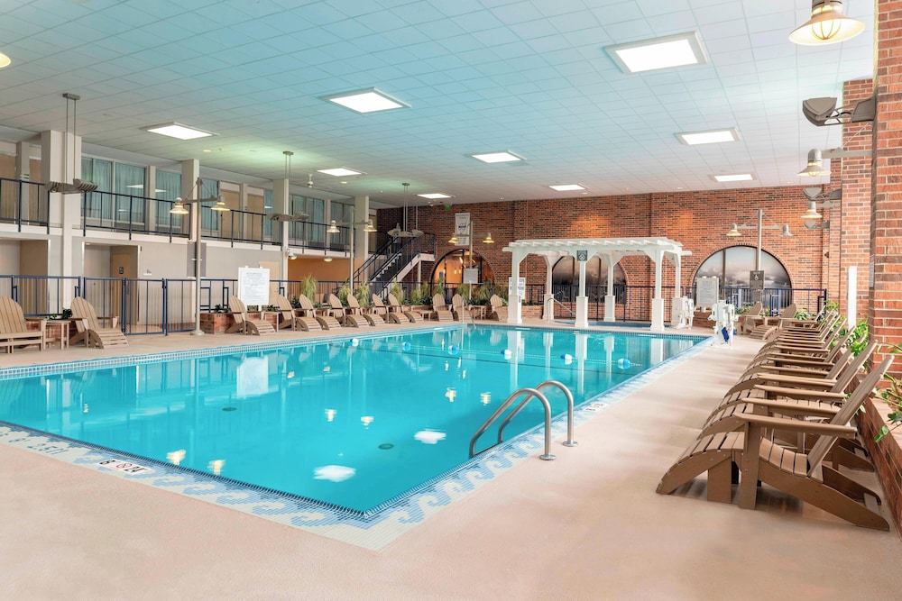 Delta Hotels By Marriott Kalamazoo Conference Center 29/50