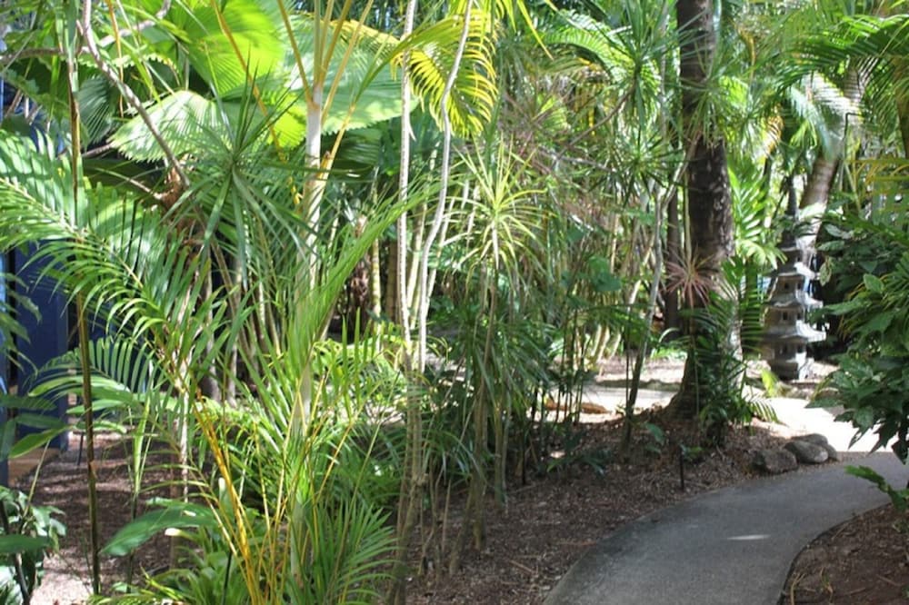 BOHEMIA RESORT CAIRNS 38/45