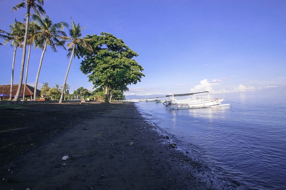New Sunari Lovina Beach Resort (ex Kutus Kutus Sunari Beach Resort) 43/49