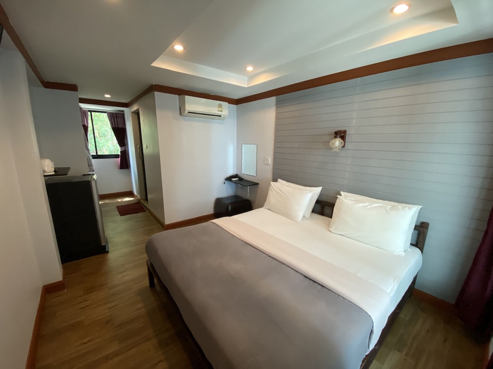Sinsamut Koh Samed Hotel 15/48
