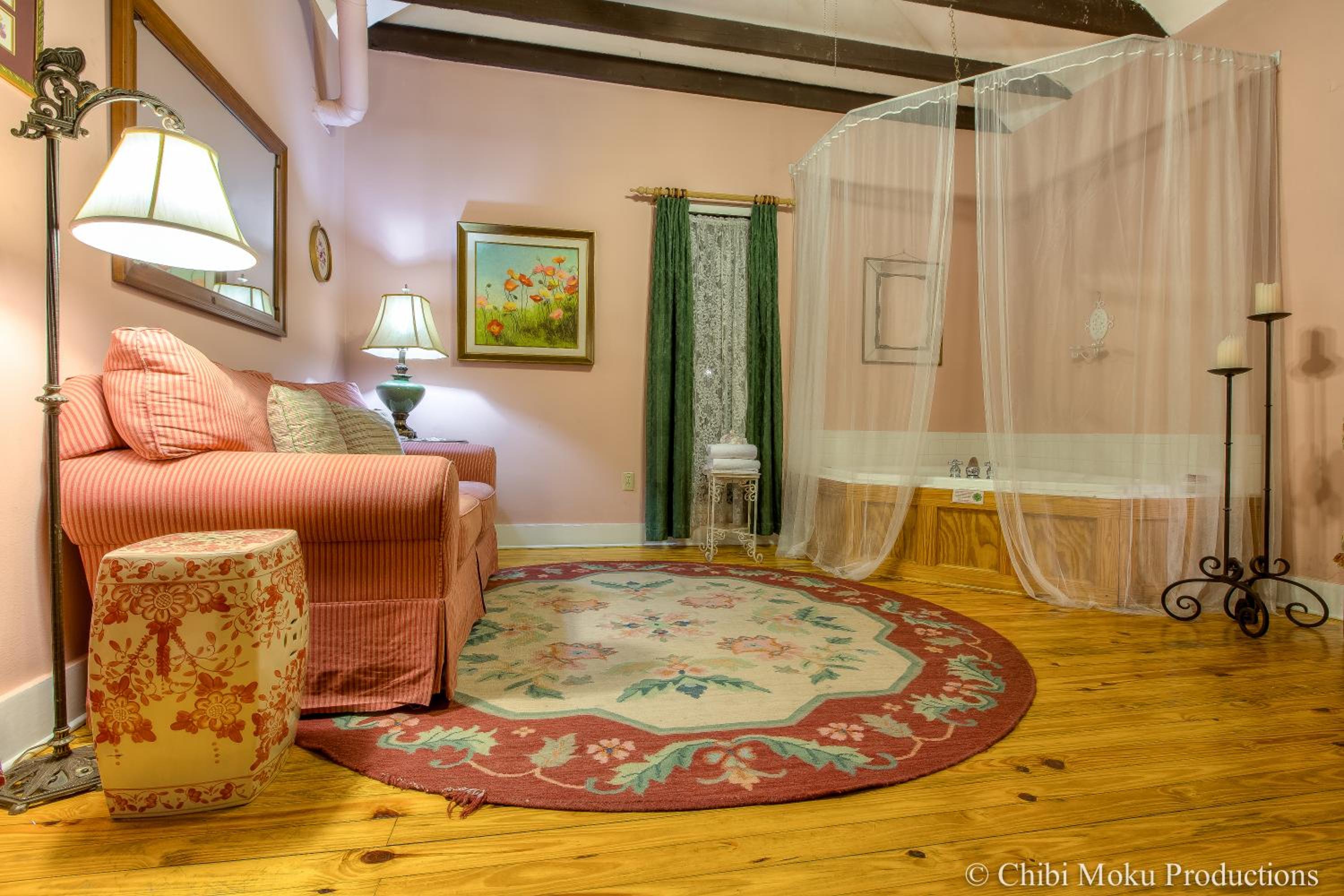 Honeymoon, Cottage, King Bed