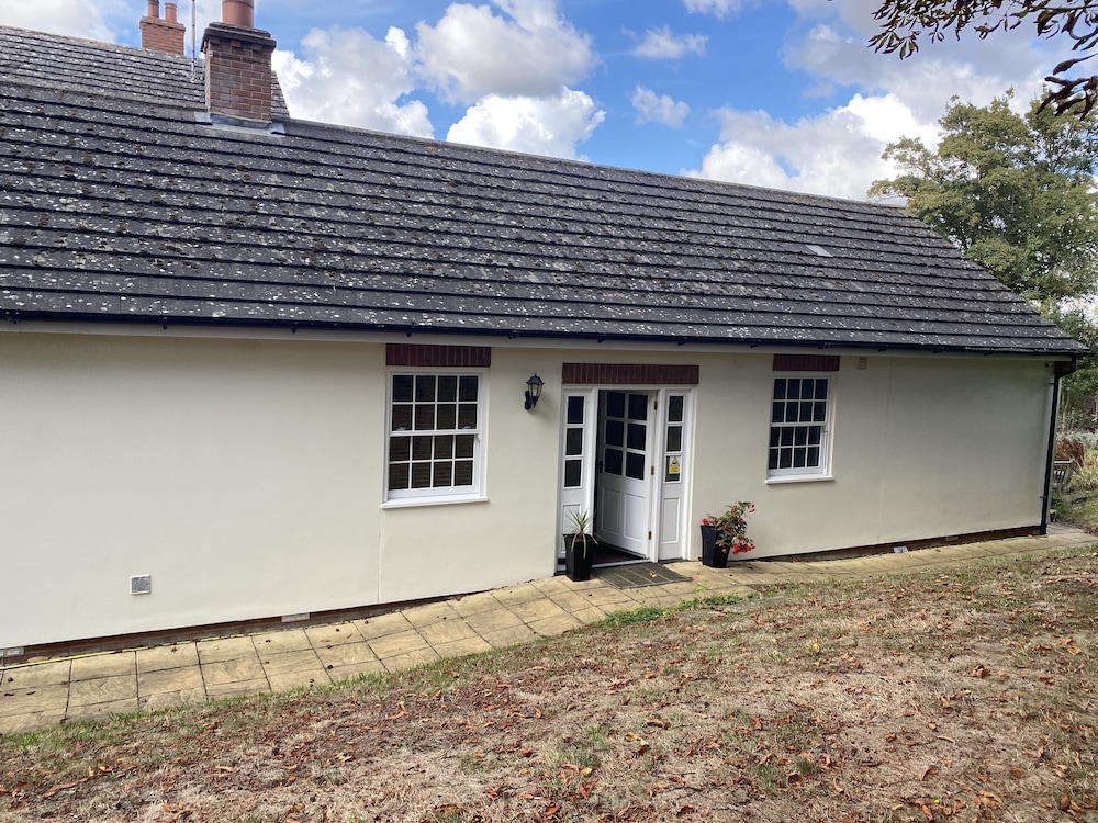 The Hall Farm B B 1/24